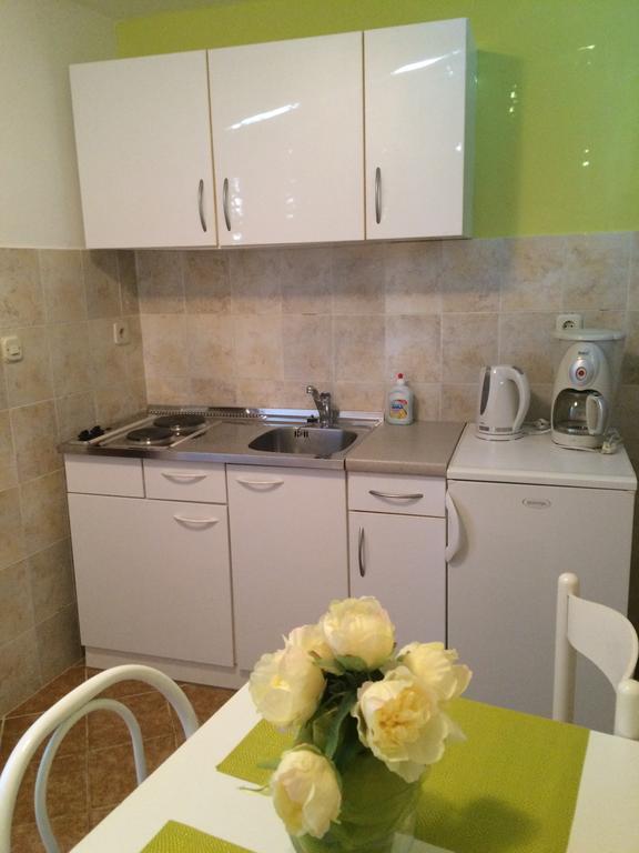 Apartments Nina Омишаль Экстерьер фото
