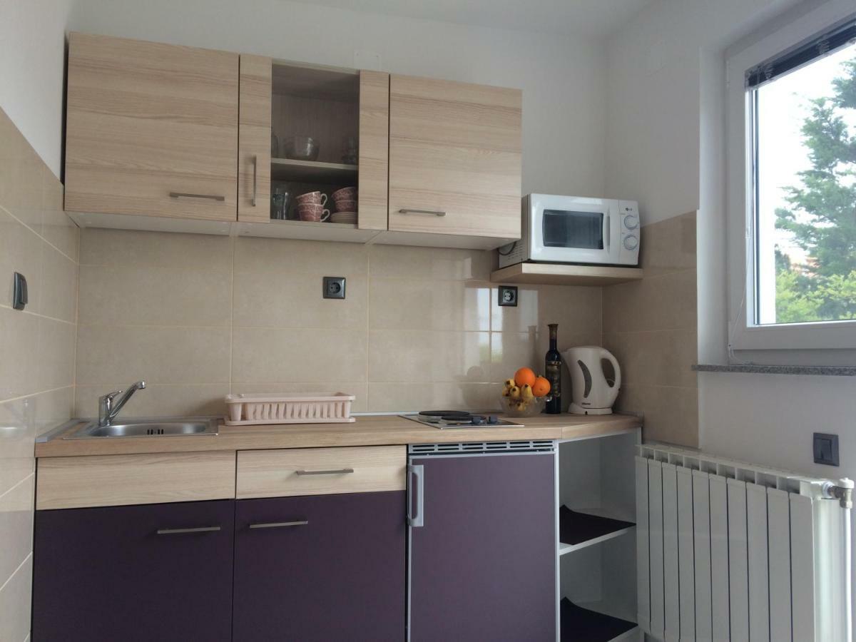 Apartments Nina Омишаль Экстерьер фото